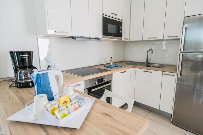 Imagen de la habitación del Hotel Bahia Calma Beach. Foto 4