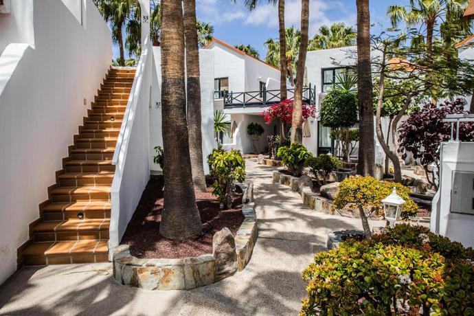 Imagen de los interiores del Hotel Bahia Calma Beach. Foto 11