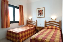 Imagen general del Hotel Bahia Calma Bungalows. Foto 3