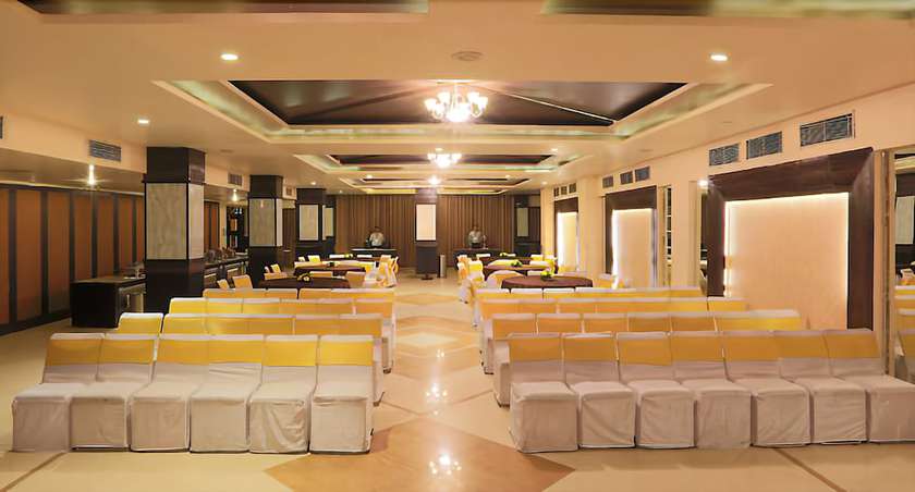 Imagen de los interiores del Hotel Bahia Fort. Foto 13