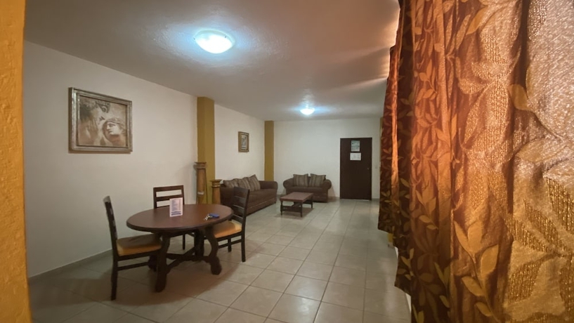 Imagen de la habitación del Hotel Bahia, Guadalajara. Foto 9