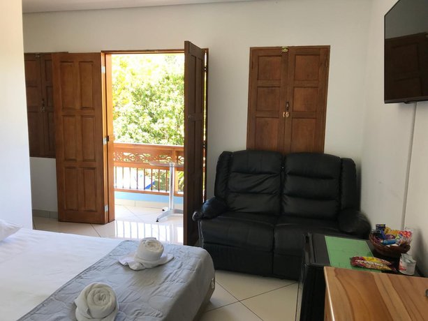 Imagen de la habitación del Hotel Bahia Guatape. Foto 11