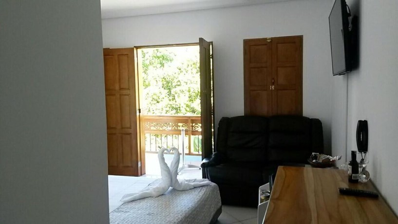Imagen de la habitación del Hotel Bahia Guatape. Foto 12