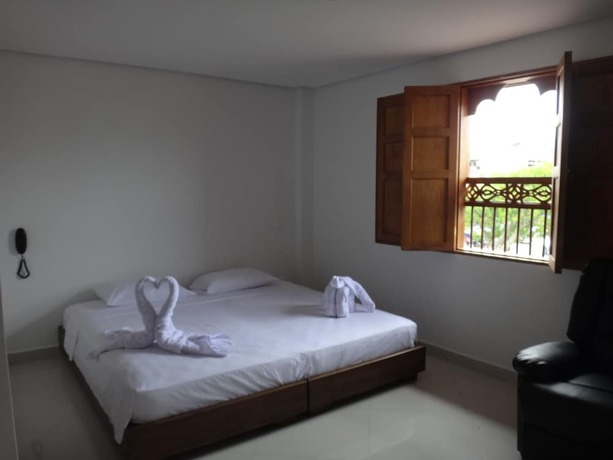 Imagen de la habitación del Hotel Bahia Guatape. Foto 15