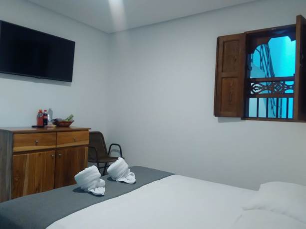 Imagen de la habitación del Hotel Bahia Guatape. Foto 16