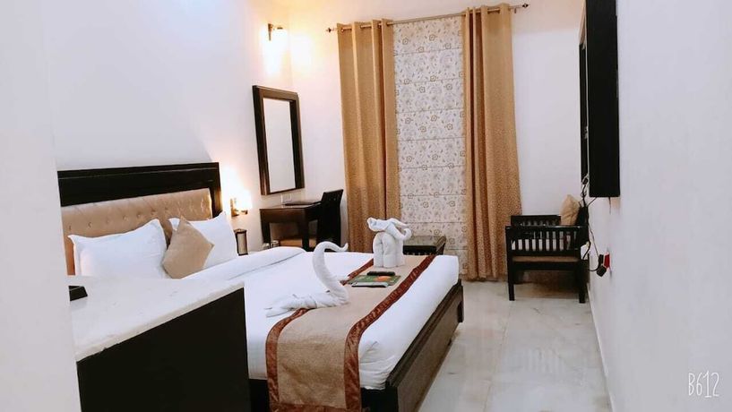 Imagen de la habitación del Hotel Bahia Heights. Foto 3