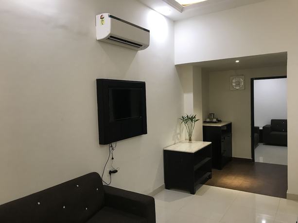 Imagen de la habitación del Hotel Bahia Heights. Foto 4