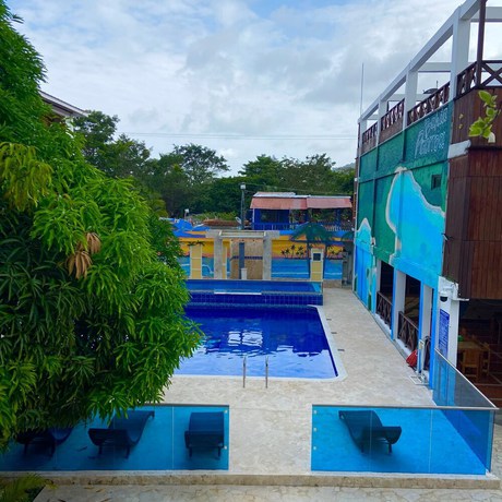 Imagen de la habitación del Hotel Bahia Pinorroa. Foto 11