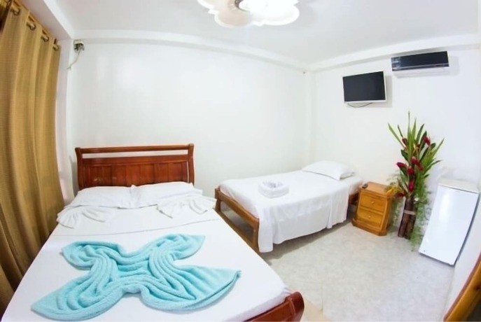 Imagen de la habitación del Hotel Bahia Pinorroa. Foto 15