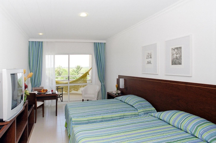 Imagen de la habitación del Hotel Bahia Plaza. Foto 3