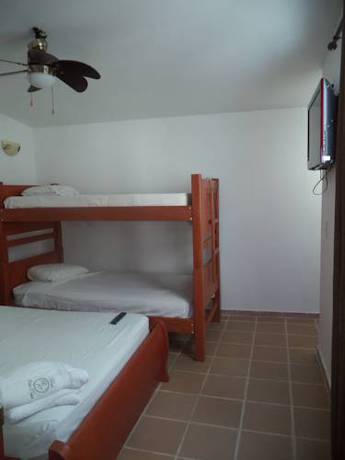Imagen de la habitación del Hotel Bahia Plaza, Santa Marta. Foto 2