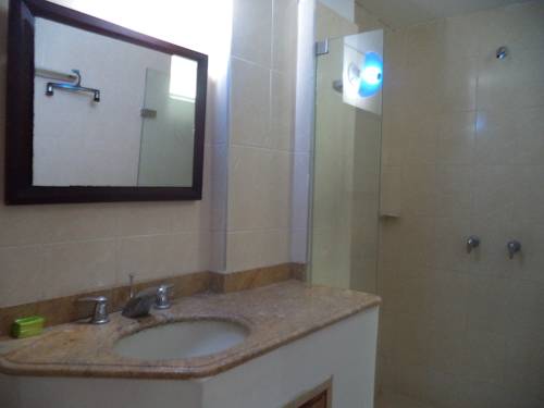 Imagen de la habitación del Hotel Bahia Plaza, Santa Marta. Foto 6