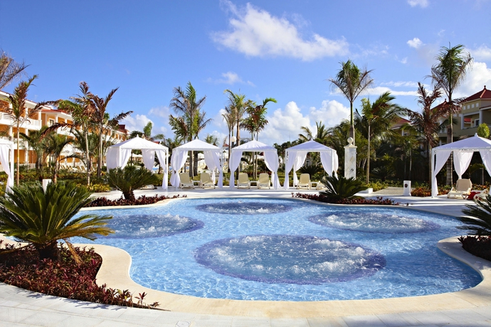 Imagen de la piscina del Hotel Bahia Principe Escape Aquamarine - Adults Only. Foto 10
