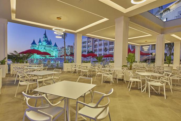 Imagen general del Hotel Bahia Principe Explore Fantasia - All Inclusive. Foto 5