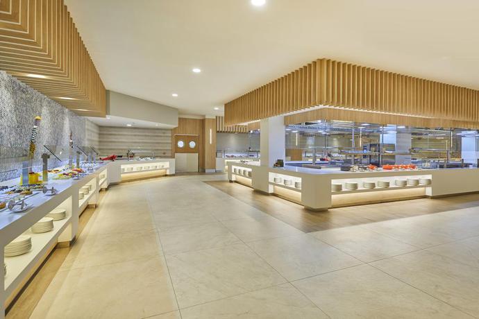 Imagen general del Hotel Bahia Principe Explore Fantasia - All Inclusive. Foto 6