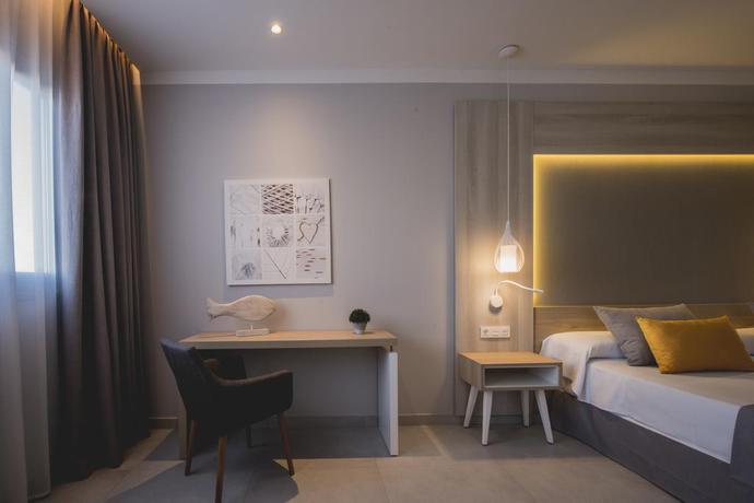 Imagen de la habitación del Hotel Bahia Principe Fantasia Tenerife - All Inclusive. Foto 15