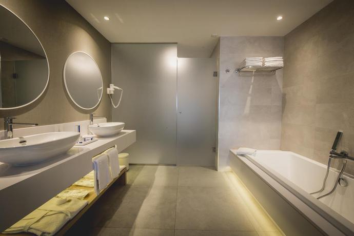 Imagen de la habitación del Hotel Bahia Principe Fantasia Tenerife - All Inclusive. Foto 16