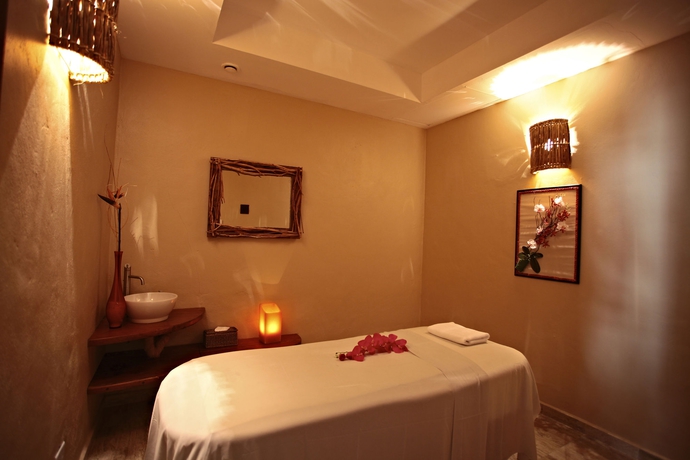 Imagen de los interiores del Hotel Bahia Principe Grand Coba - All Inclusive. Foto 12