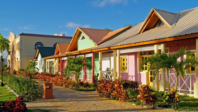 Imagen de los exteriores del Hotel Bahia Principe Grand Punta Cana - All Inclusive. Foto 10