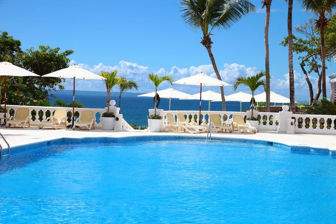 Imagen de la piscina del Hotel Bahia Principe Grand Samana - Adults Only. Foto 17