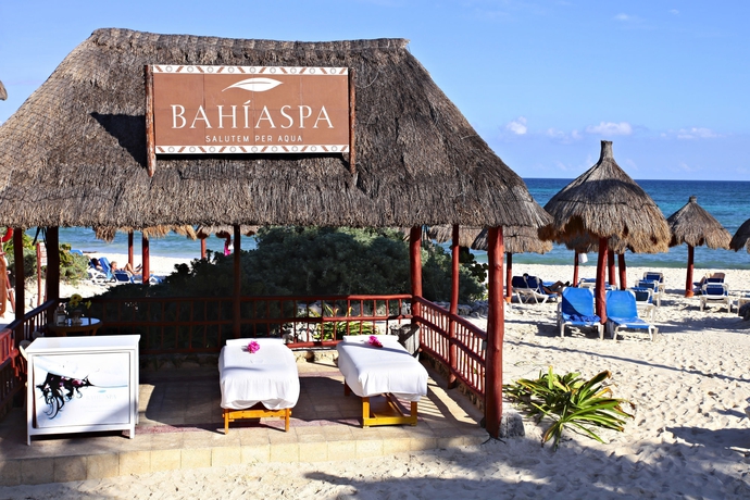 Imagen de la piscina del Hotel Bahia Principe Grand Tulum - All Inclusive. Foto 15