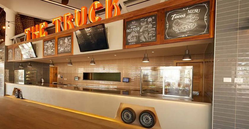 Imagen del bar/restaurante del Hotel Bahia Principe Grand Turquesa - All Inclusive. Foto 2