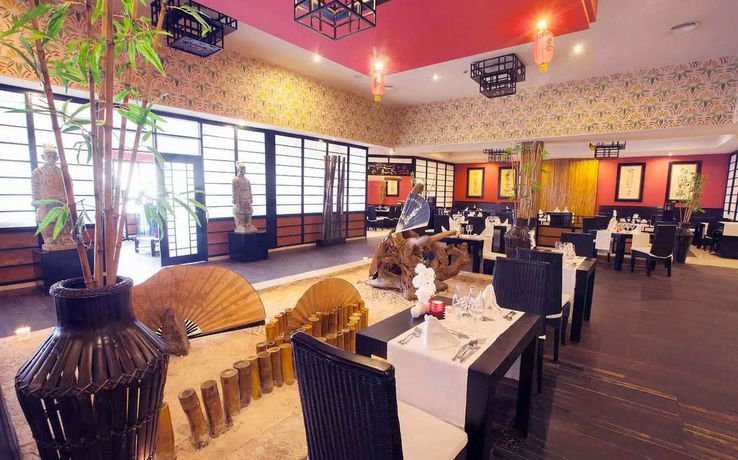 Imagen del bar/restaurante del Hotel Bahia Principe Grand Turquesa - All Inclusive. Foto 6