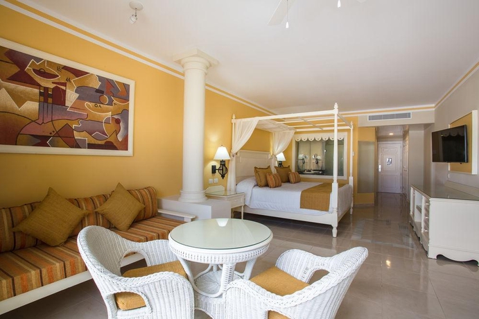 Imagen general del Hotel Bahia Principe Luxury Bouganville - Adults Only - All Inclusive. Foto 10