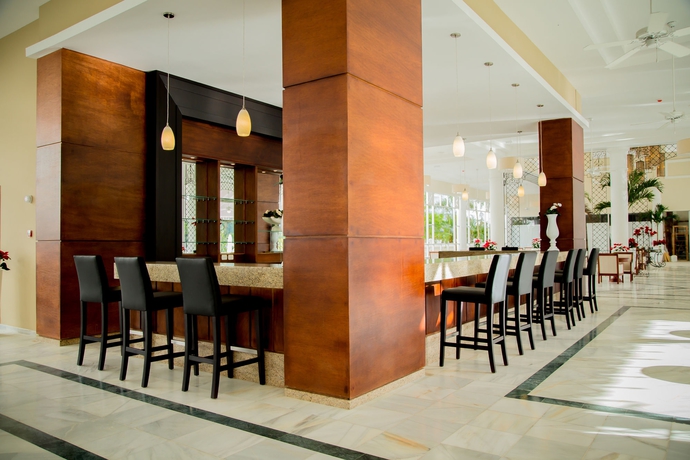 Imagen de los interiores del Hotel Bahia Principe Luxury Runaway Bay - Adults Only - All Inclusive. Foto 11