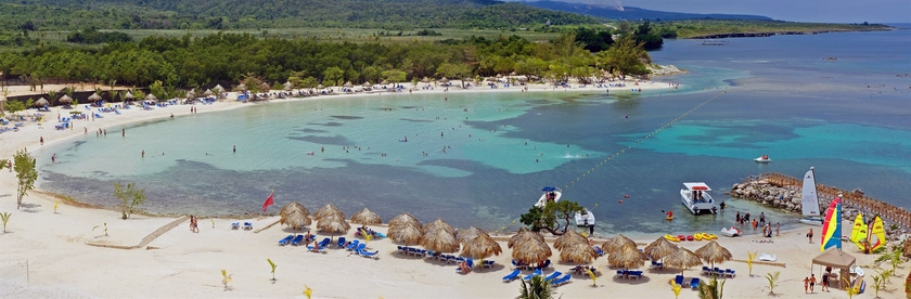 Imagen de los exteriores del Hotel Bahia Principe Luxury Runaway Bay - Adults Only - All Inclusive. Foto 10