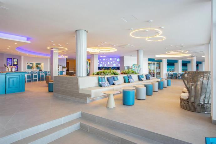 Imagen general del Hotel Bahia Principe Sunlight Coral Playa. Foto 11