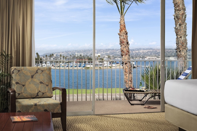 Imagen de la habitación del Hotel Bahia Resort. Foto 16