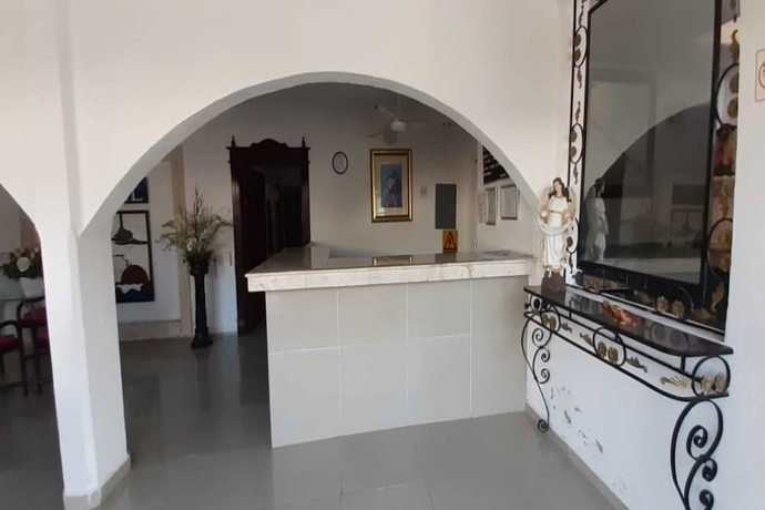 Imagen de los interiores del Hotel Bahia San Carlos. Foto 19