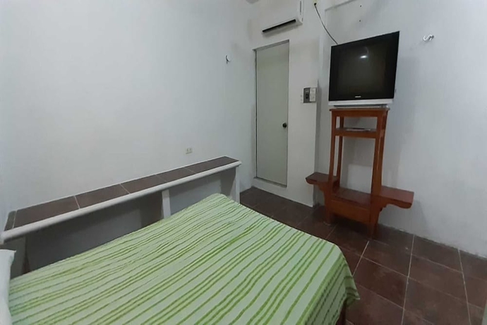 Imagen de la habitación del Hotel Bahia San Carlos. Foto 14