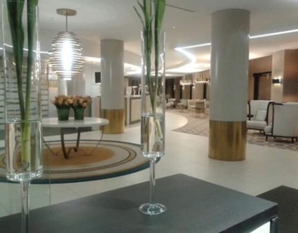 Imagen de los interiores del Hotel Bahia, Santander. Foto 15