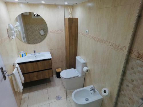 Imagen de la habitación del Hotel Bahia Serena. Foto 3