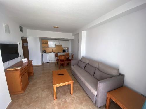 Imagen de la habitación del Hotel Bahia Serena. Foto 4