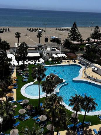 Imagen de la piscina del Hotel Bahia Serena. Foto 20
