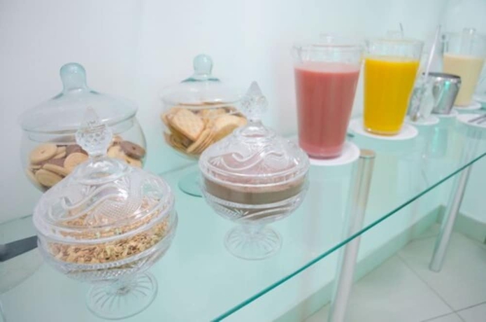 Imagen del bar/restaurante del Hotel Bahia Sol E Mar. Foto 7