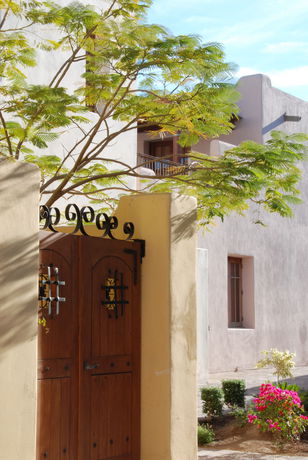 Imagen de la piscina del Hotel Bahia Villa Vacations. Foto 14