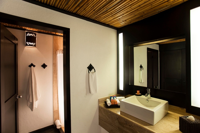 Imagen de la habitación del Hotel Bahia and Beach House. Foto 11