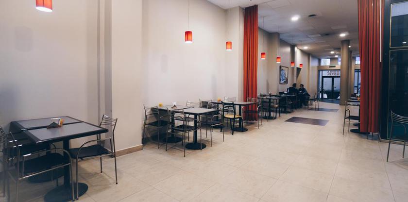 Imagen del bar/restaurante del Hotel Bah&iacute;a, Bahia Blanca. Foto 4