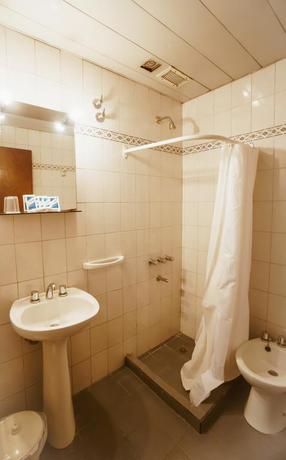 Imagen de la habitación del Hotel Bah&iacute;a, Bahia Blanca. Foto 10