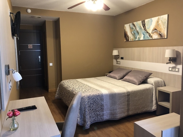 Imagen de la habitación del Hotel Bahía, Gijón. Foto 2