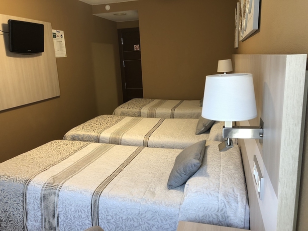 Imagen de la habitación del Hotel Bahía, Gijón. Foto 7