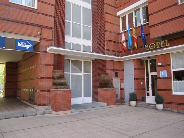 Imagen de los interiores del Hotel Bahía, Gijón. Foto 17