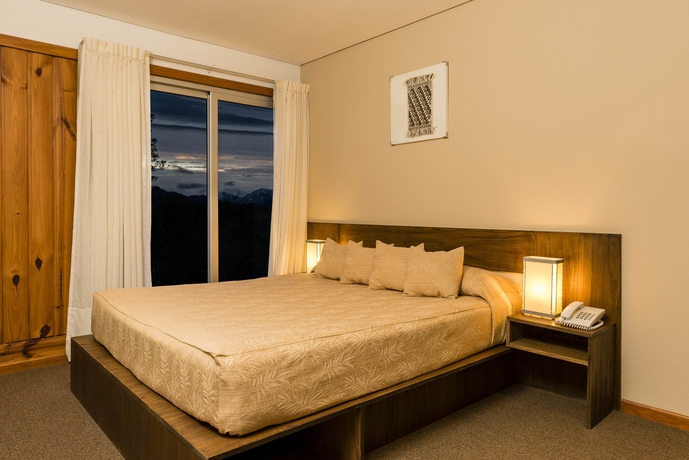 Imagen de la habitación del Hotel Bah&iacute;a Monta&ntilde;a. Foto 6