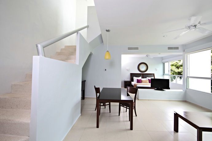 Imagen de los interiores del Hotel Bah&iacute;a Pr&iacute;ncipe Escape Sian Ka'an - Adults Only - All Inclusive. Foto 13