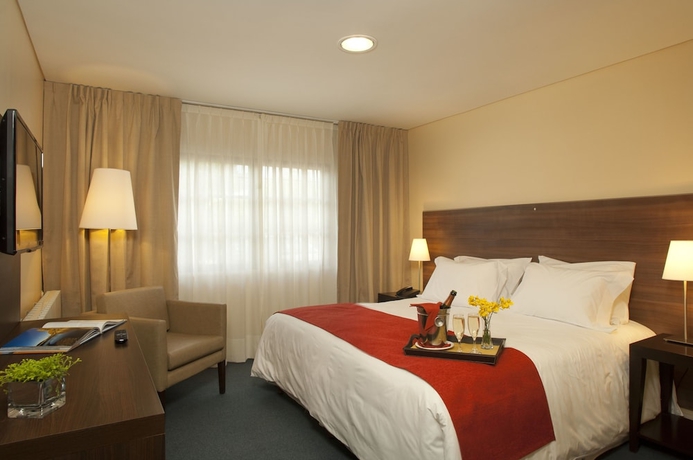 Imagen de la habitación del Hotel Bah&iacute;a Redonda. Foto 8