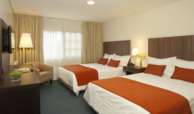 Imagen de la habitación del Hotel Bah&iacute;a Redonda. Foto 14